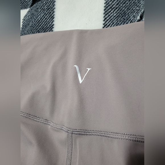 VITAE APPAREL Ultra Flex Seamless Biker Shorts Grey MED/6 - Picture 3 of 7